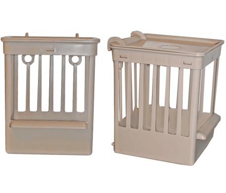 Plastic nestkastje met haakjes beige Plastic nestkastje met haakjes beige