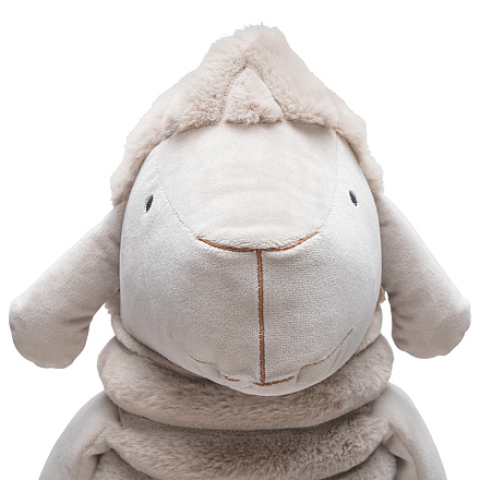 Designed by Lotte Hondenspeelgoed Reza Schaap XL